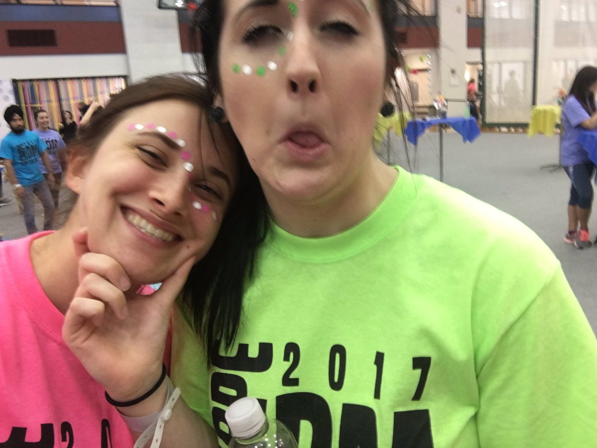MarissaMarra8's tweet photo. Made a new friend!!!! #flashathon #ftk https://t.co/h1swjCFtk8