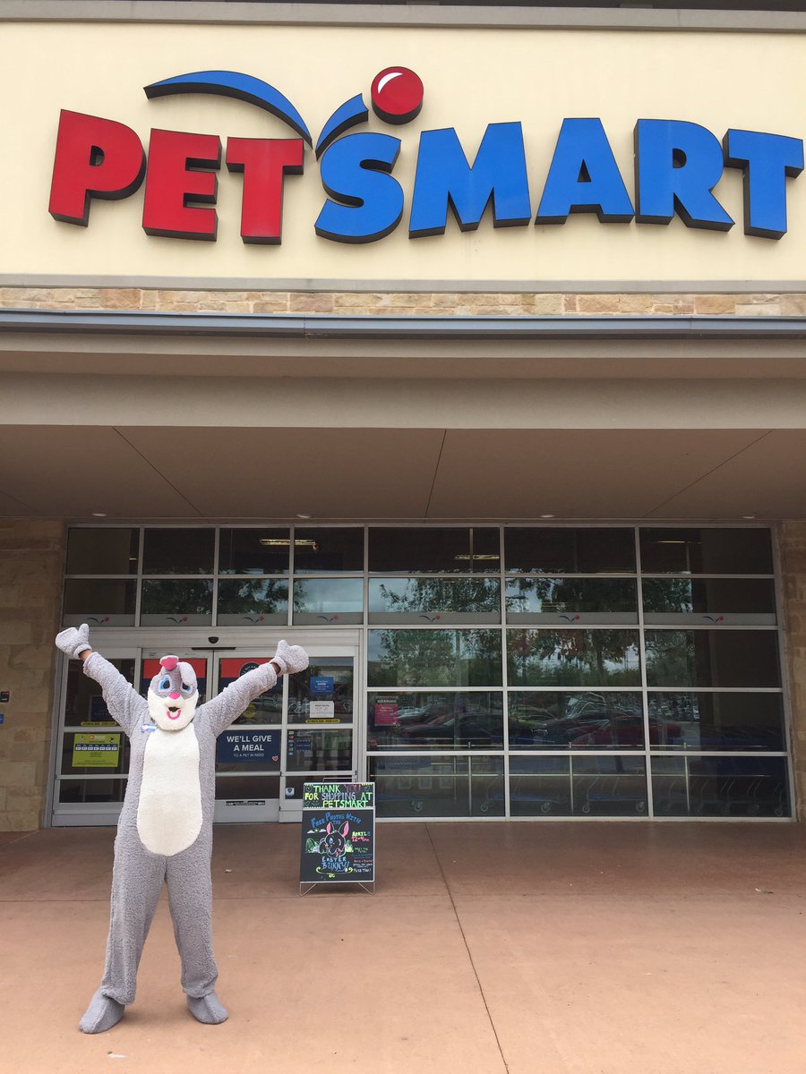 Mueller Petsmart tweet media