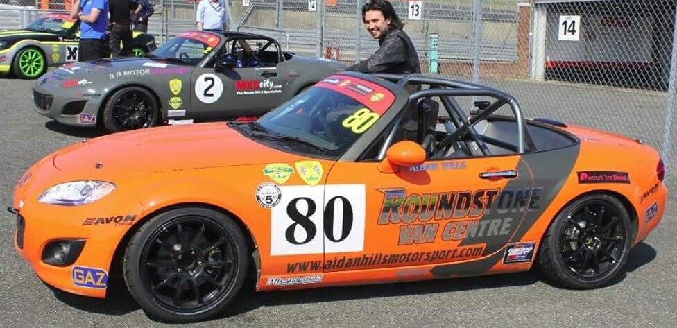 Roundstone_Vans's tweet photo. Brands Hatch today. 
@AidanHills8 
#AH80 https://t.co/ApRJjs9a59