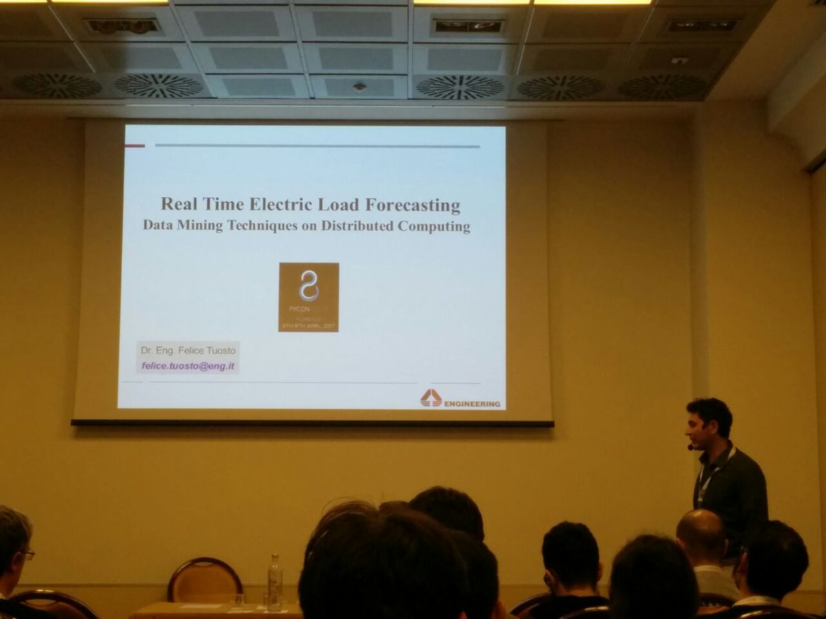 TuostoFelice's tweet photo. Terzo talk della giornata a #PyCon8: @EngineeringSpa presenta machine learning applicato alla previsione di energia elettrica https://t.co/2hcs3ujCYk