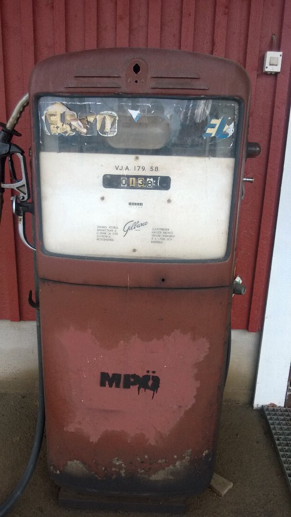 Tästä pistoolista jos vetää, niin tapahtuu mitä...