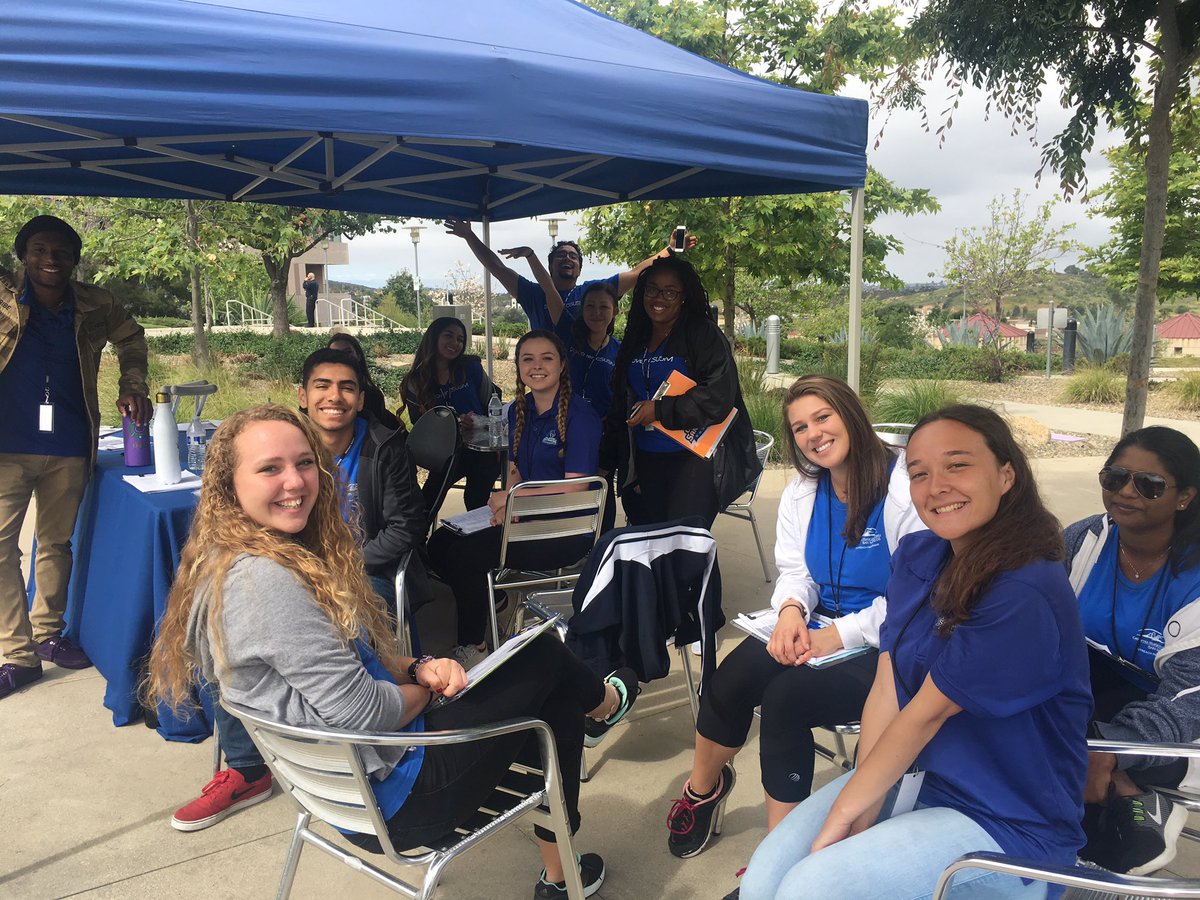 CSUSMCentral's tweet photo. Discover Day is in full swing! Use #DiscoverCSUSM to share what you discovered today! ๐๐พ https://t.co/9qKre1F1Mh