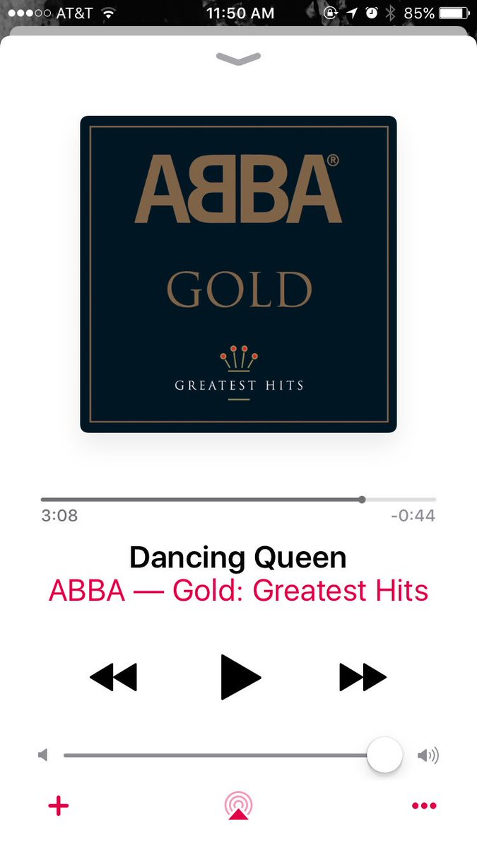 MonicaRoyal45's tweet photo. 17, dancing queen ⚡️🥂⭐️🎉🍦☠️ https://t.co/dy79Ur9zMd
