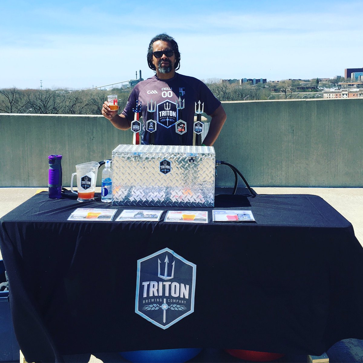 TritonBrewing's tweet photo. All set up and ready to sample @tippecanoearts #TapForTaf with @drblack419 & @Arieschura stop by say hi and sample 4 #TritonBrews https://t.co/XAvBYintkv