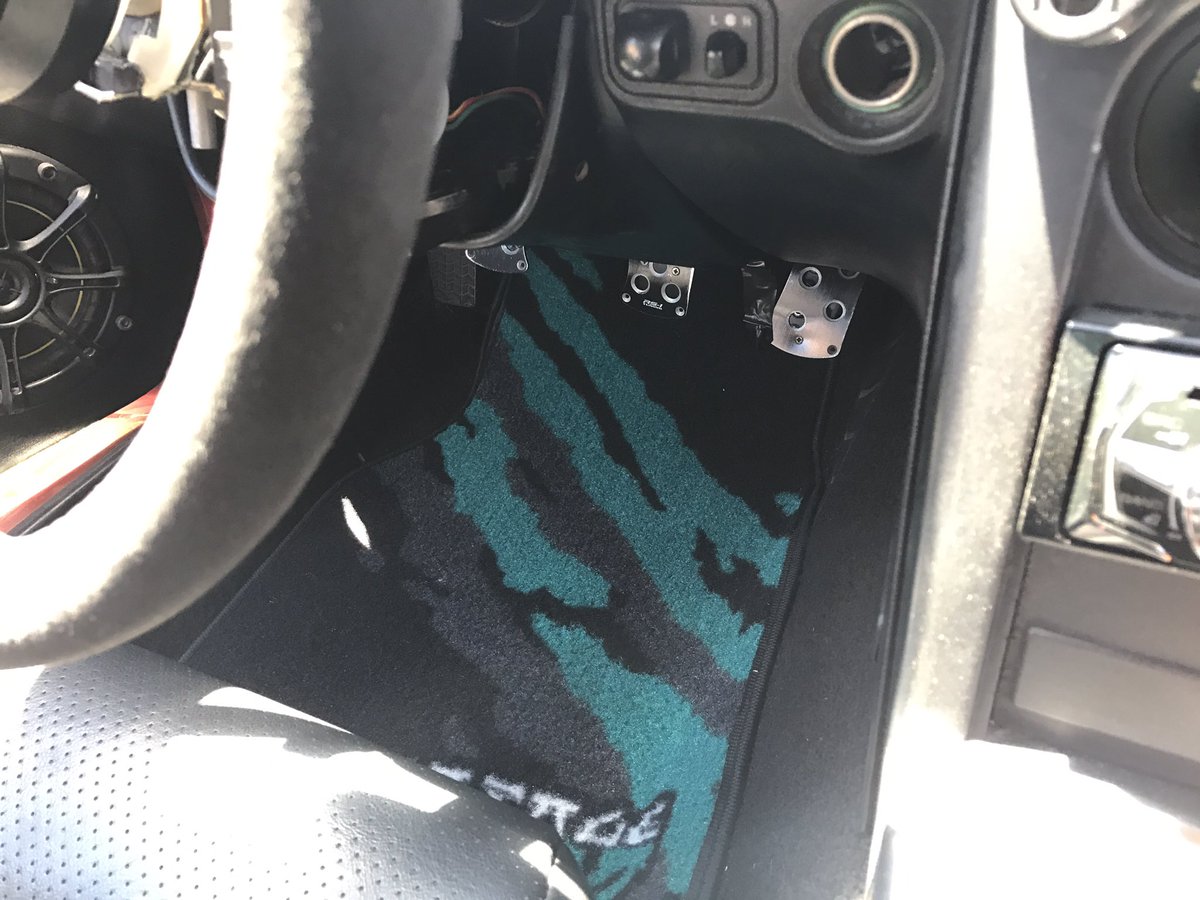 Two Door Papi Temporarily Until Sedans Are Fixed On Twitter A Couple People Have Been Asking About The Floor Mats Fitting In Miatas They Do
