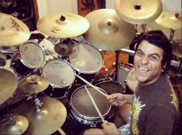 francocarella's tweet photo. 2008: Mi hermosa @MapexDrumsUSA  M y mi vajilla @ZildjianCompany.. Ya pronto viene una mejor y con más power, igual que la cara de mongolo.. https://t.co/S6Gwin8Evj