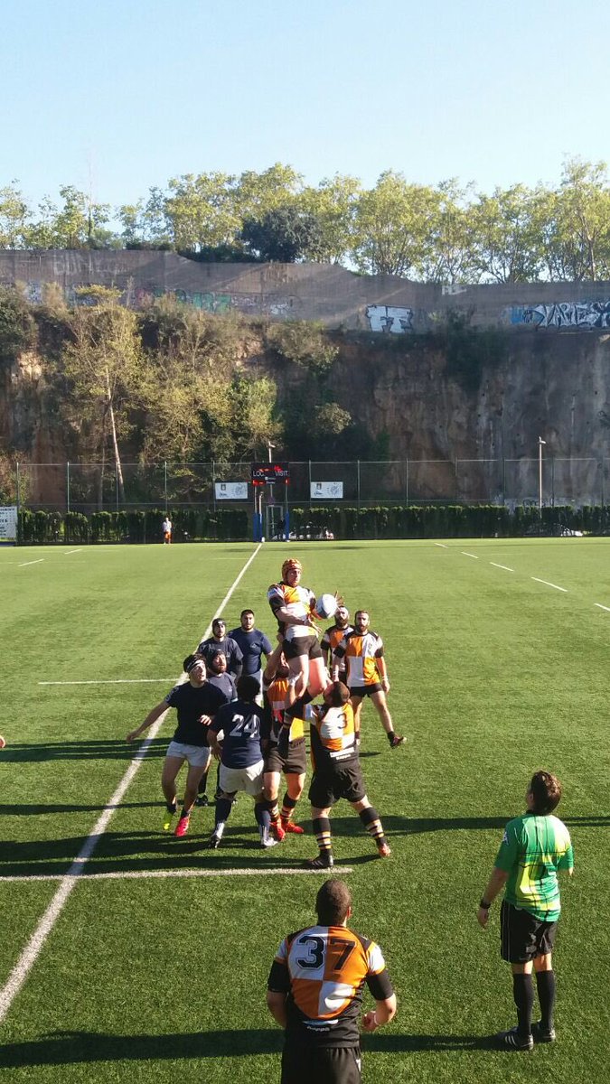 SabadellRC's tweet photo. Derrota del sènior masculí per 29-7 contra @GoticsRC que es complica la permanència a Primera Catalana. #Rugby #Seguim https://t.co/iOG6y1k4Z1