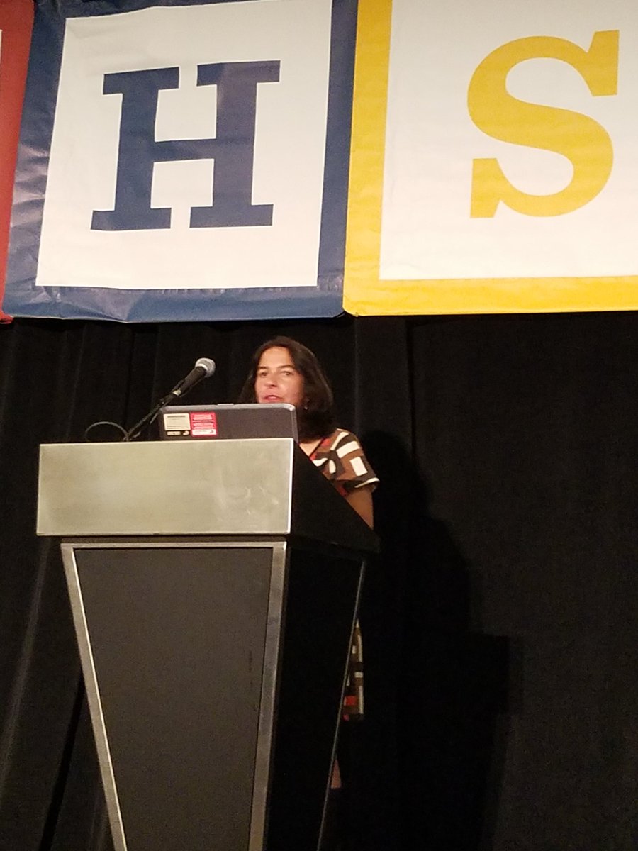 Catherine Main, UofI Chgo Pipelines PathwaysPrograms ValueSocialCultural Continuity.ThePotential teachers match child's cultural background!