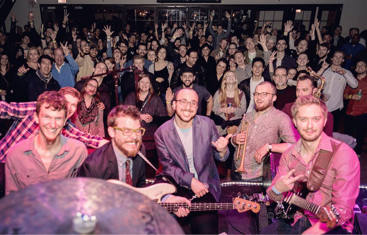 BasselMusic's tweet photo. Magical night @ChiChopShop! Congrats to @JCBrooksBand on an amazing album release! Always a pleasure to support 🙏🏽 #SyrianHeart #ChicagoSoul https://t.co/PpXbZAMcKY