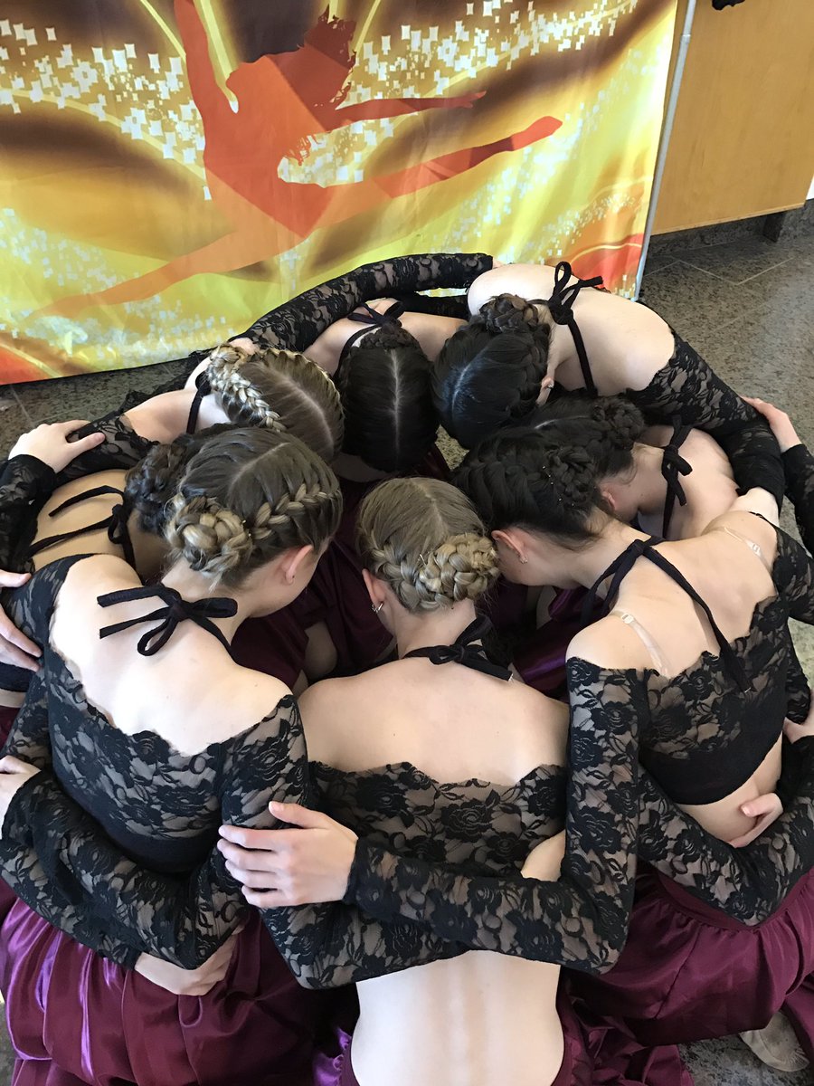 clicher3's tweet photo. Starz Lyrical team getting ready to hit the stage https://t.co/aXpAoHWJJJ