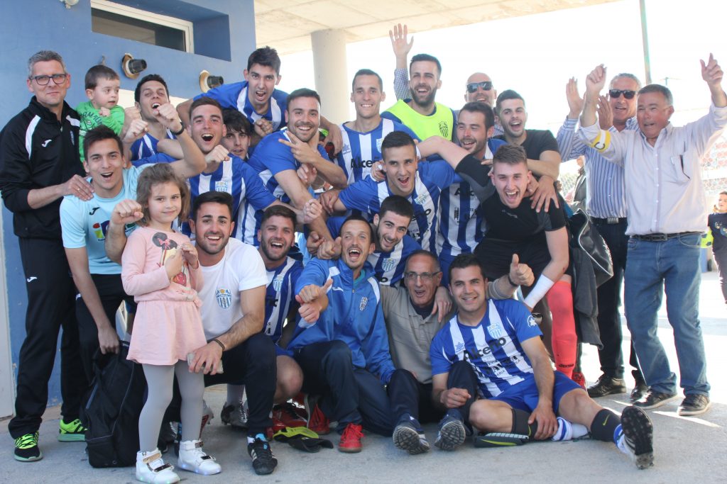 En el Jumilla CD son pocos pero valientes (2-1) - sietediasjumilla.es/jumilla-cd-val…