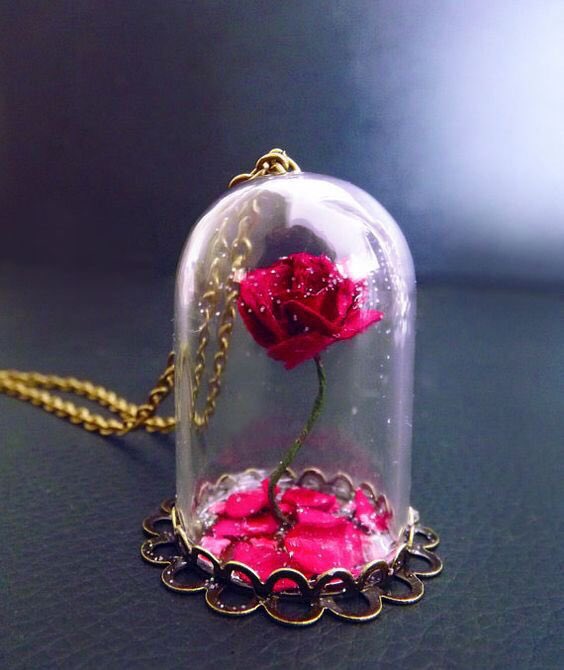 Janel4reals's tweet photo. Beauty & The Beast Necklace ๐๐
I'm obsessed โจ
I got mine here
https://t.co/7AzcFgjRI2 ๐ฅ by #MindsConsole via @c0nvey https://t.co/Slkeb0sgj9