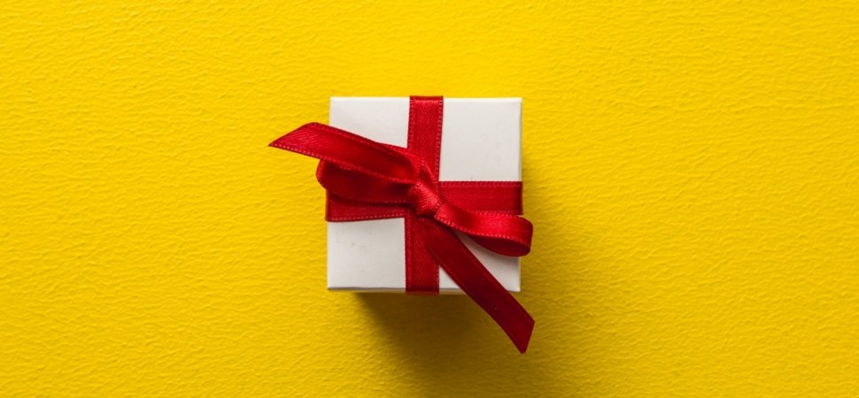 insuitschris's tweet photo. A bit of #WeekendReading from @jeff_haden about what exceptional bosses give their employees: https://t.co/Ajj4gdBxyE https://t.co/M6D7KaZrUg