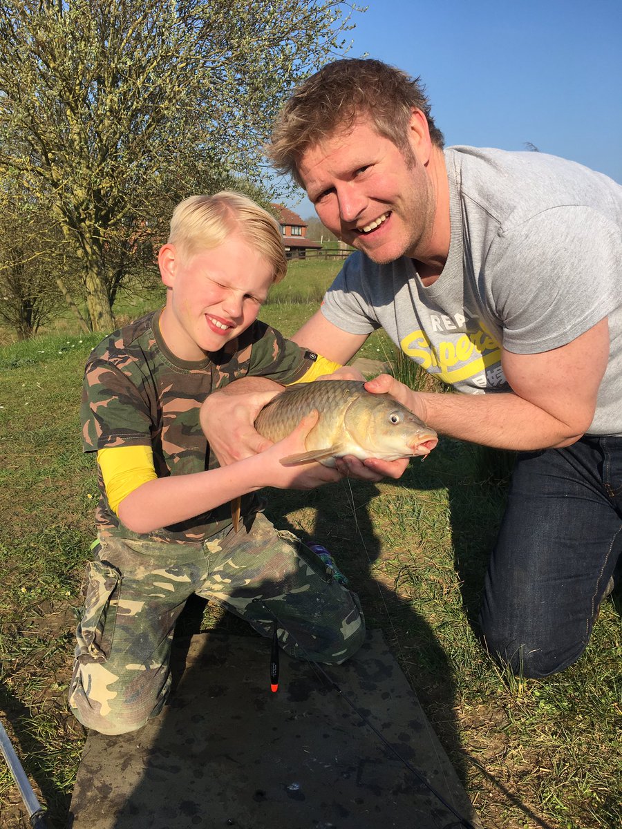 Matthew hoggard (@hoggy602) on Twitter photo Great afternoon <a href="/LakesideSport/">Lakeside Sporting</a> Fishing with Ernie !
Thank you <a href="/simon_hadfield/">Simon Hadfield</a> for looking after us ! Great afternoon <a href="/LakesideSport/">Lakeside Sporting</a> Fishing with Ernie !
Thank you <a href="/simon_hadfield/">Simon Hadfield</a> for looking after us !