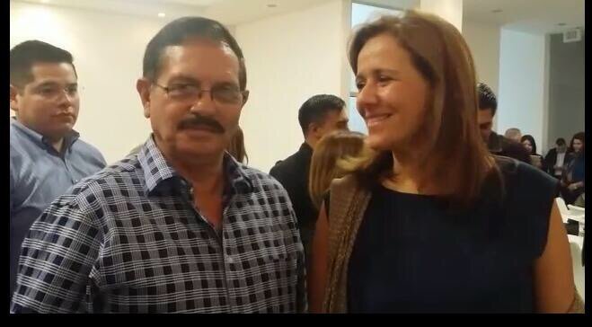 PanchoGarciaGam's tweet photo. Con margarita siempre pensando en un buen futuro para México https://t.co/2QNEESUn80
