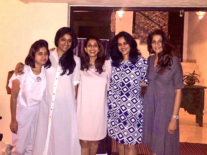 PAVITHRACHANDRA's tweet photo. #Passion is contagious,a lovely evening spent with amazing friends & being #Inspired by these #womenentrepreneurs #BeADreamChaser 😊 https://t.co/nMsFE8B4t6