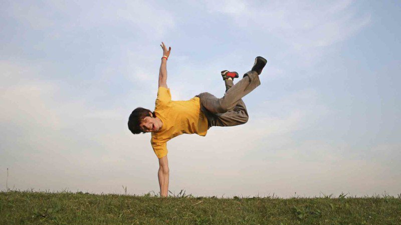 How to Bring Playfulness to High School Students ow.ly/lKcX30aG63y #edchat #hschat #play #parenting #advisory