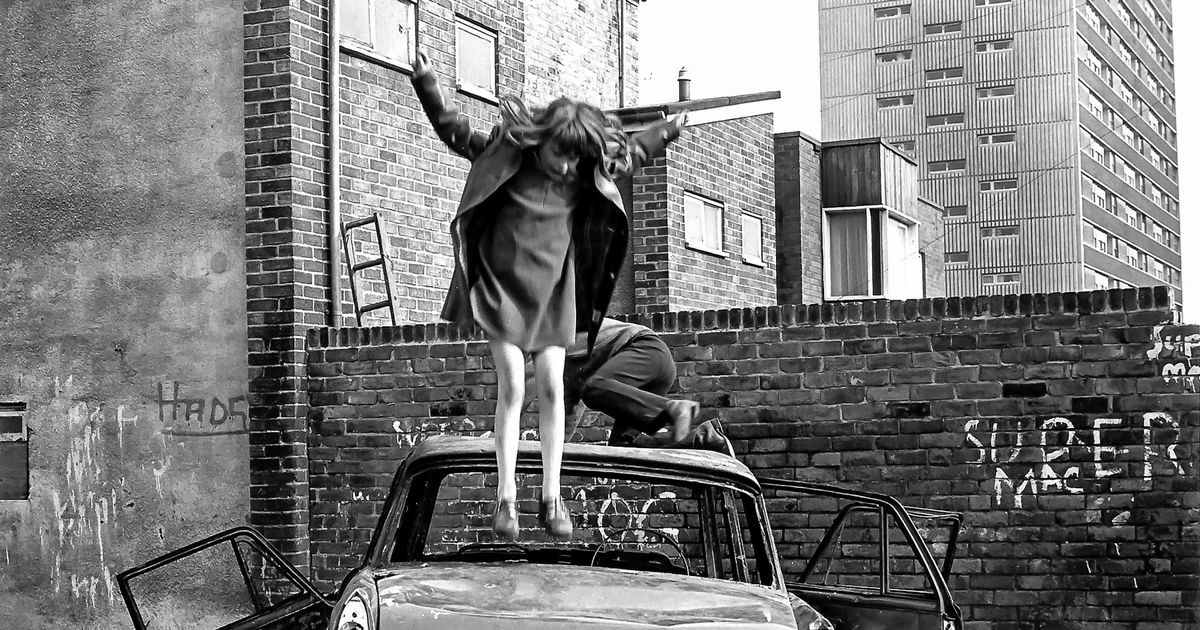 PrivilegeSchool's tweet photo. #phtoto Striking images of #Newcastle's West End and life in the late 1970s https://t.co/WtMlY5HSor #Newcastle https://t.co/7Zi61LWyPu https://t.co/0oc5DYpEhM