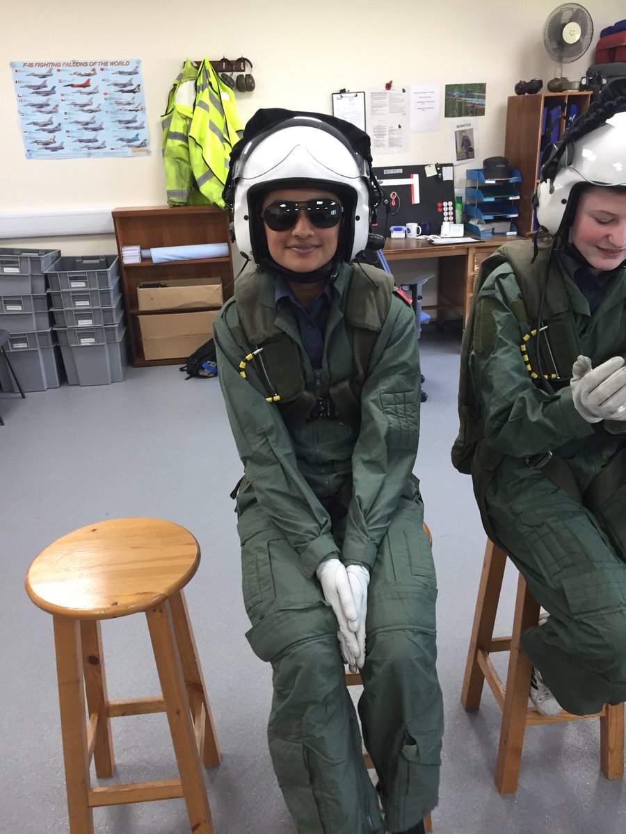 4 Cadets went flying at 5 AEF today, two earning their blue wings! Congrats!! ✈️✈️<a href="/LondonAirCadets/">London Air Cadets</a> #whatwedo