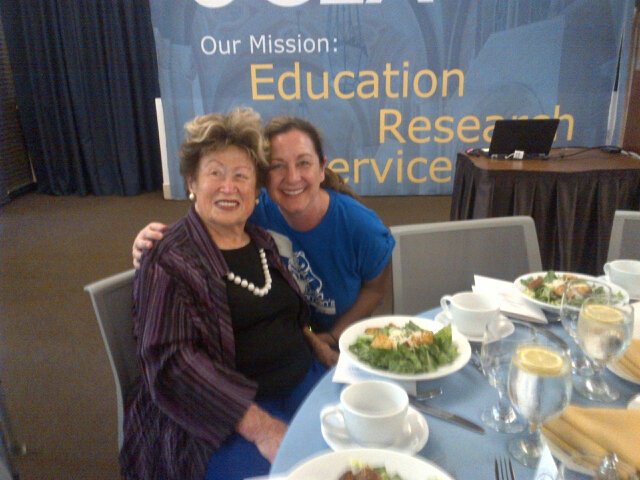 UCLAPrytanean's tweet photo. @UCLA_alumni Frieda Caplan, UCLA Award recipient, biz success (Freida's Finest) &amp; Prytanean mbr w/Pres. Kyrie Bass! https://t.co/W3AcRnghKD