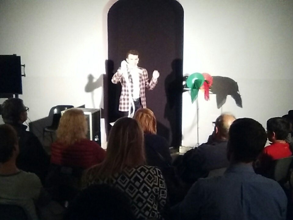 Celebrem els 22 anys d'el puntet a l'av. Vidreres amb màgia. #Puntet25