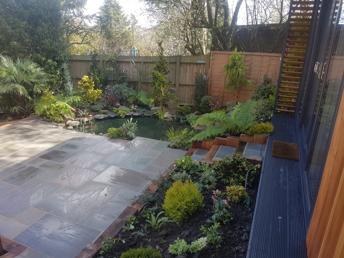 Adsungroup's tweet photo. Our latest completed project in #Totteridge #naturalpaving #waterfeature #pond #landscaping #gardens https://t.co/IhnMx5zVeh