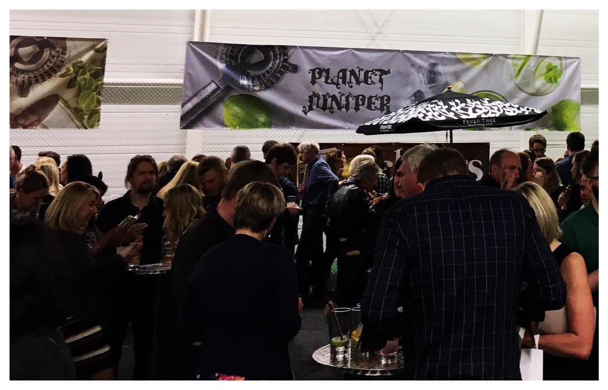 jumpshoes1's tweet photo. #gosforthginfestival is buzzing, fantastic gins, great food and live music...#lovelocal #gosforthlife #planetjuniper https://t.co/ANGqjDk2W1