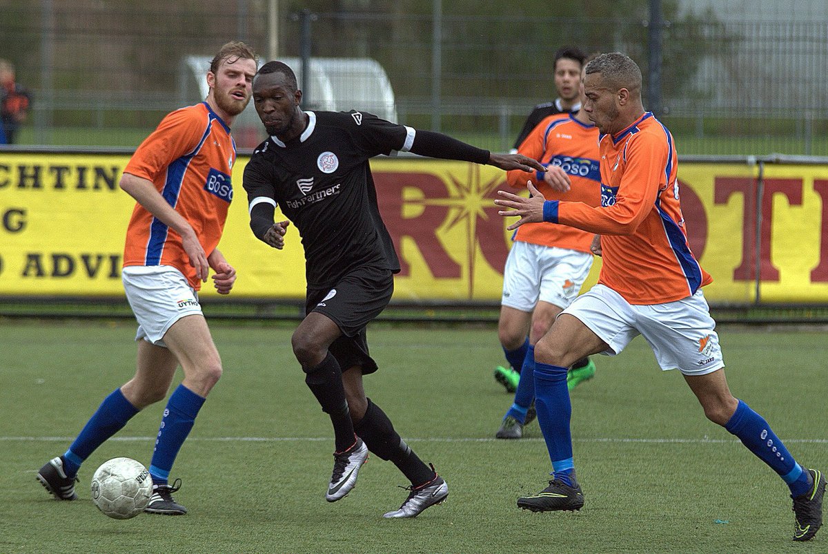 VVIJV's tweet photo. FOTOVERSLAG ๐ธ | IJsselmeervogels heer en meester in Sneek: 1-4 | #onsijs https://t.co/y5eQZafWoe https://t.co/HO8PHmZebV