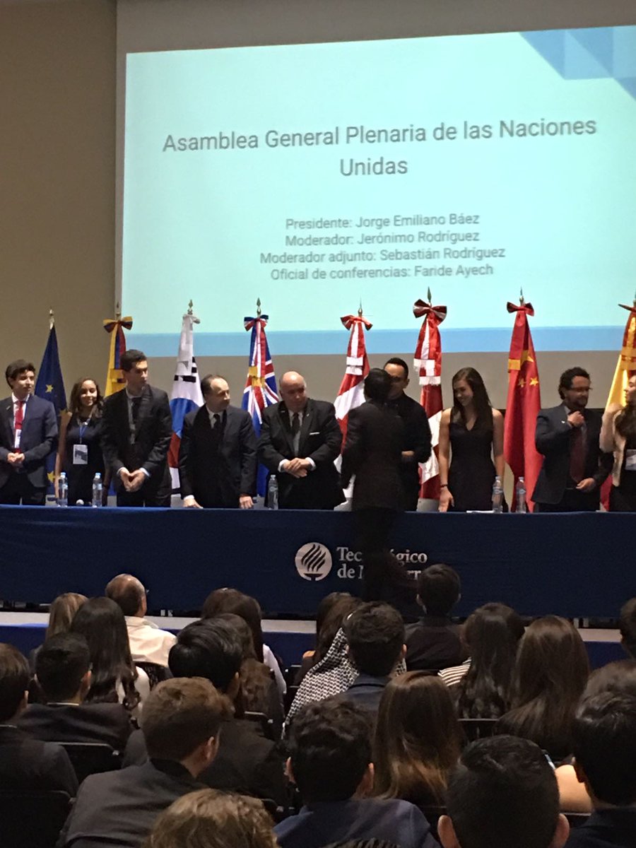 mrr_2010's tweet photo. @AngelDavidSC @PrepatecPue #munmx #muntcp presente y ganando!! Felicidades! https://t.co/QjQdSGHOlC