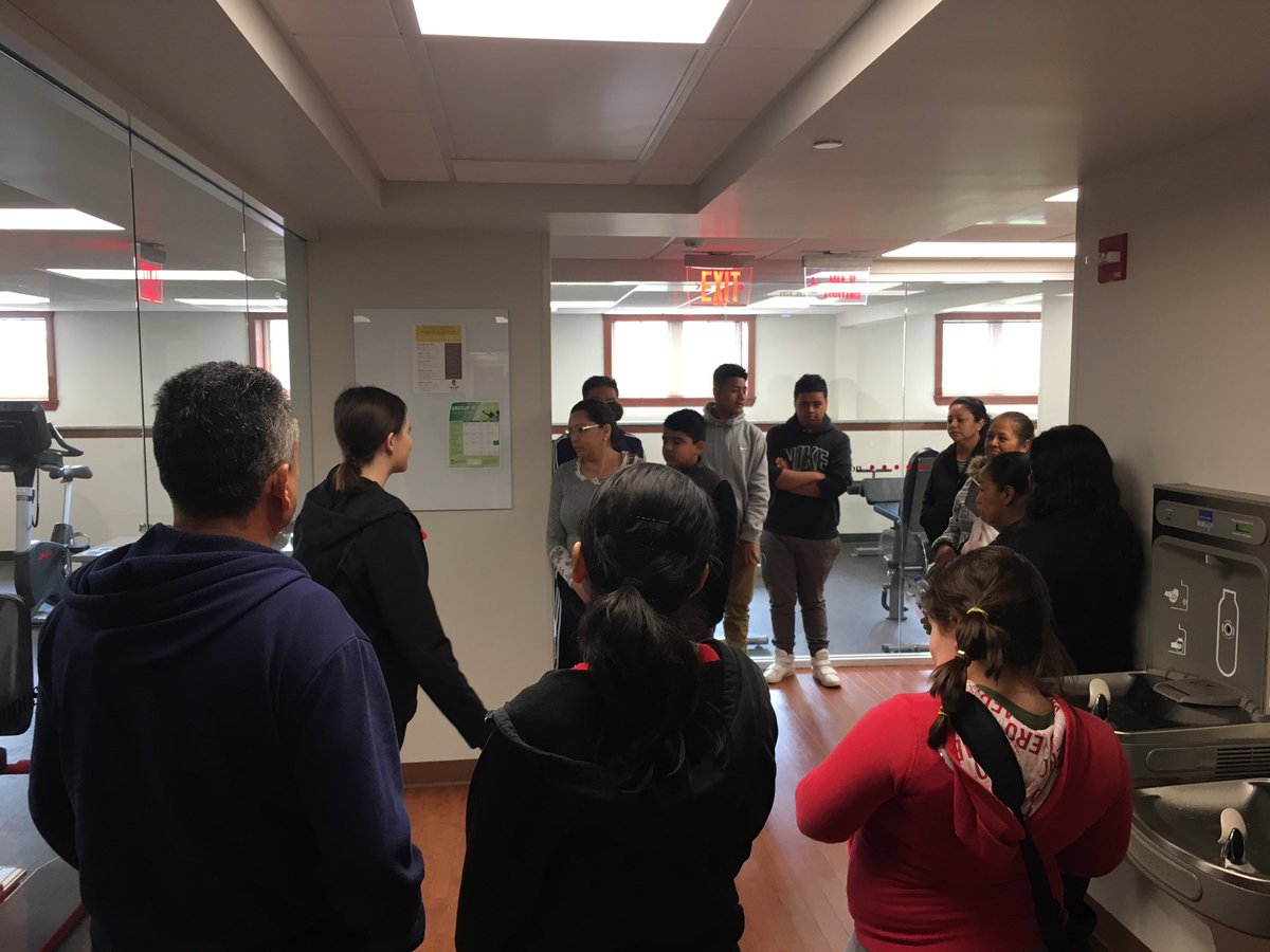 Padres Unidos tweet media
