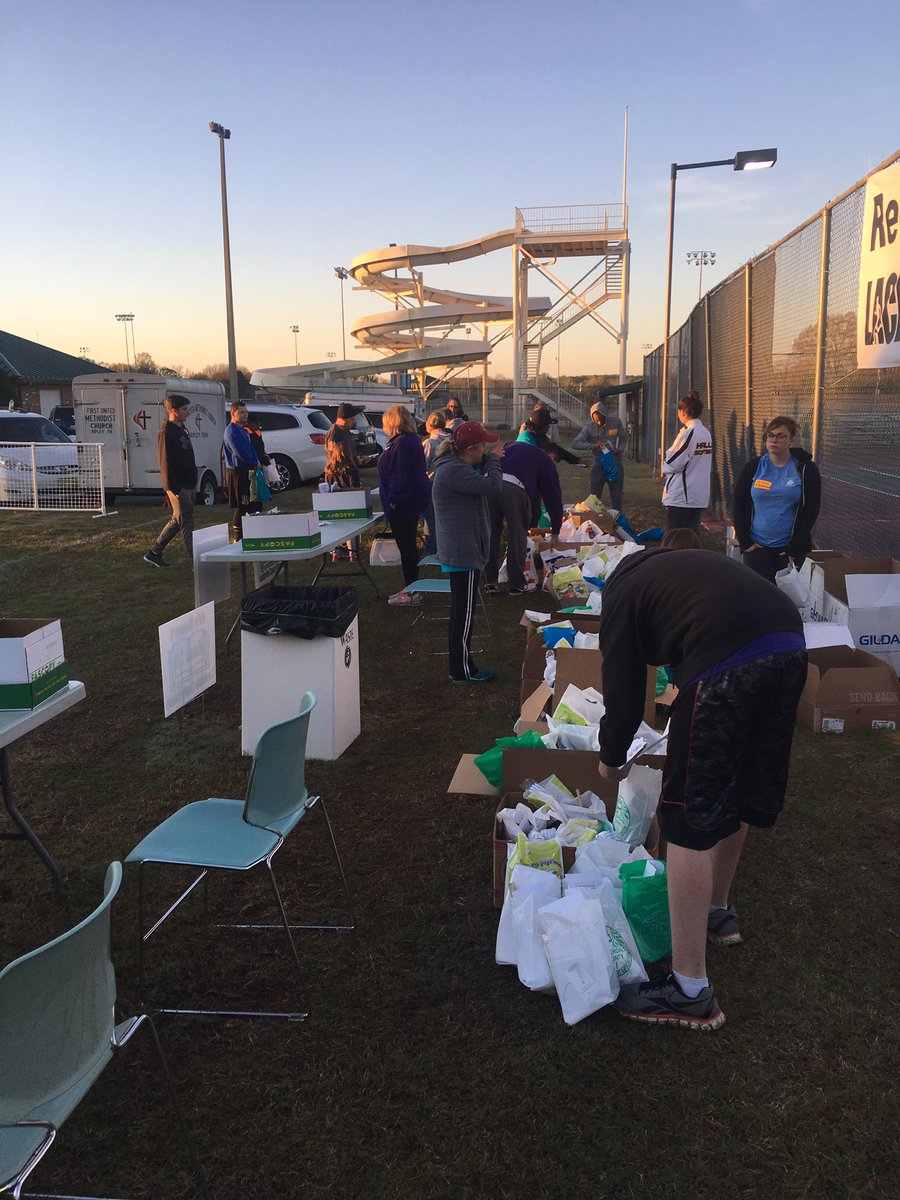 jkimble75's tweet photo. Lace Up 4 Literacy 5K was a success in Lauderdale County. Beautiful weather and very special community event. #readwalkwin https://t.co/s76VjjKZi3