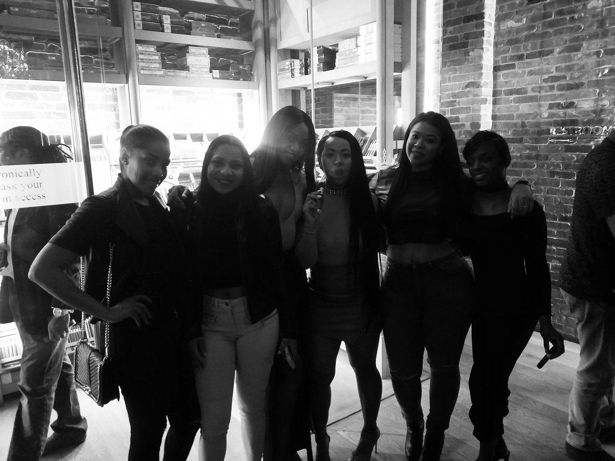 KReedProduction's tweet image. Cigars On Ice was a success meet us for part 2 #Dope event  #CigarsonIce event! #Ladiesnight #CigarsonIcePhilly  #CigarLife #Ashton #Philly