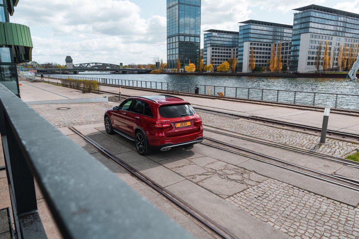 DavidDjt0311's tweet image. Had an amazing day discovering Berlin with Simon from @sternbloggercom and getting some great photos of our GLC43 #amgrubyrocket 👌🏻🙏🏻😉