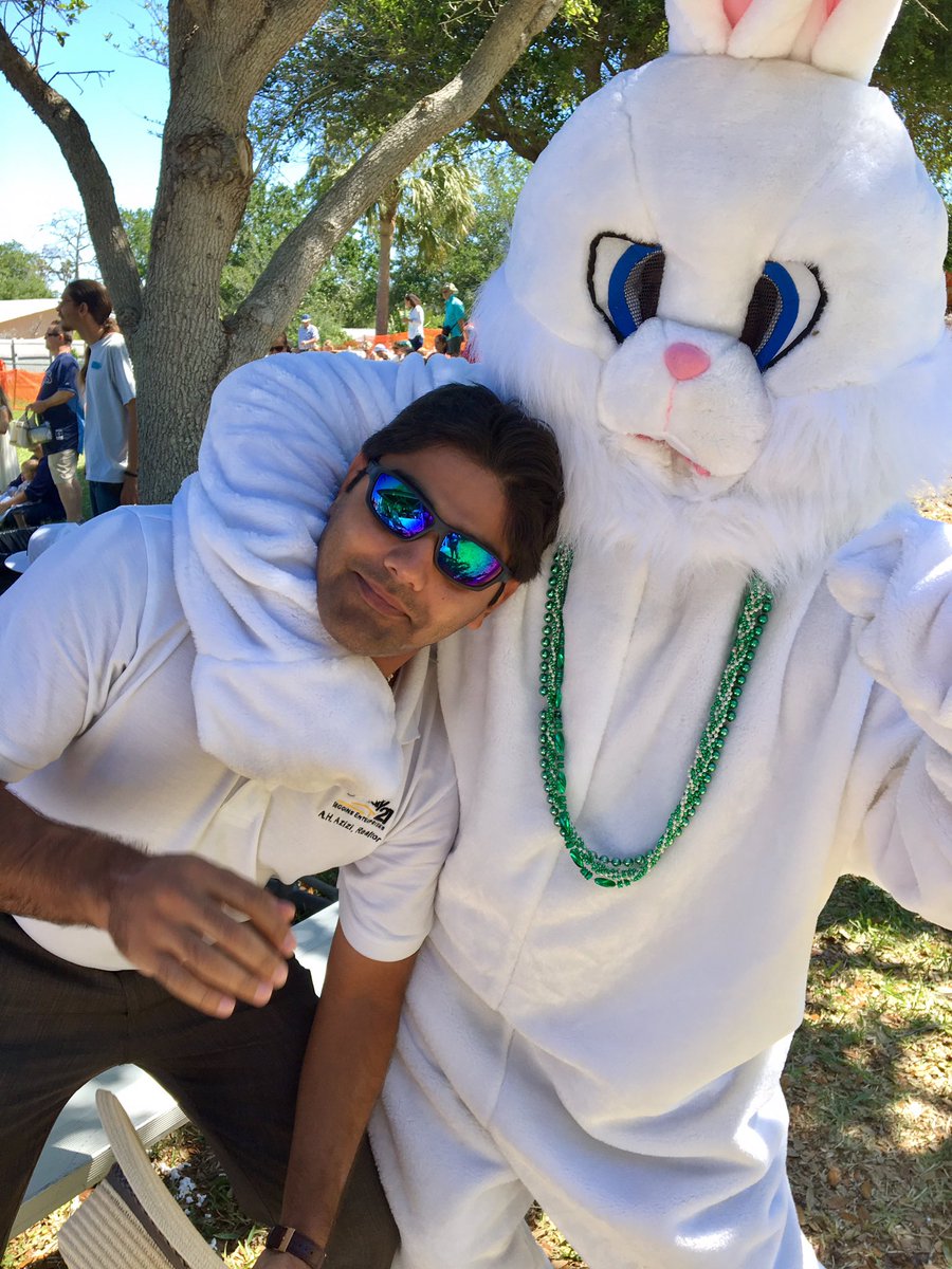 ZiLuxuryHomes's tweet photo. #EasterBunny #century21 #c21beggins @IHeartIRB #indianrocksbeachFL https://t.co/IwsB9cDJqy