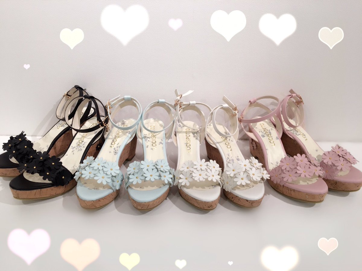 Uzivatel Lodispotto名古屋丸栄店 Na Twitteru フラワーフラワーサンダル 8 900 税 華やかな3dフラワーがフロントにもサイドにも 低めのヒールなので安定感もあります 可愛さと歩きやすさを兼ね備えたサンダルになっております