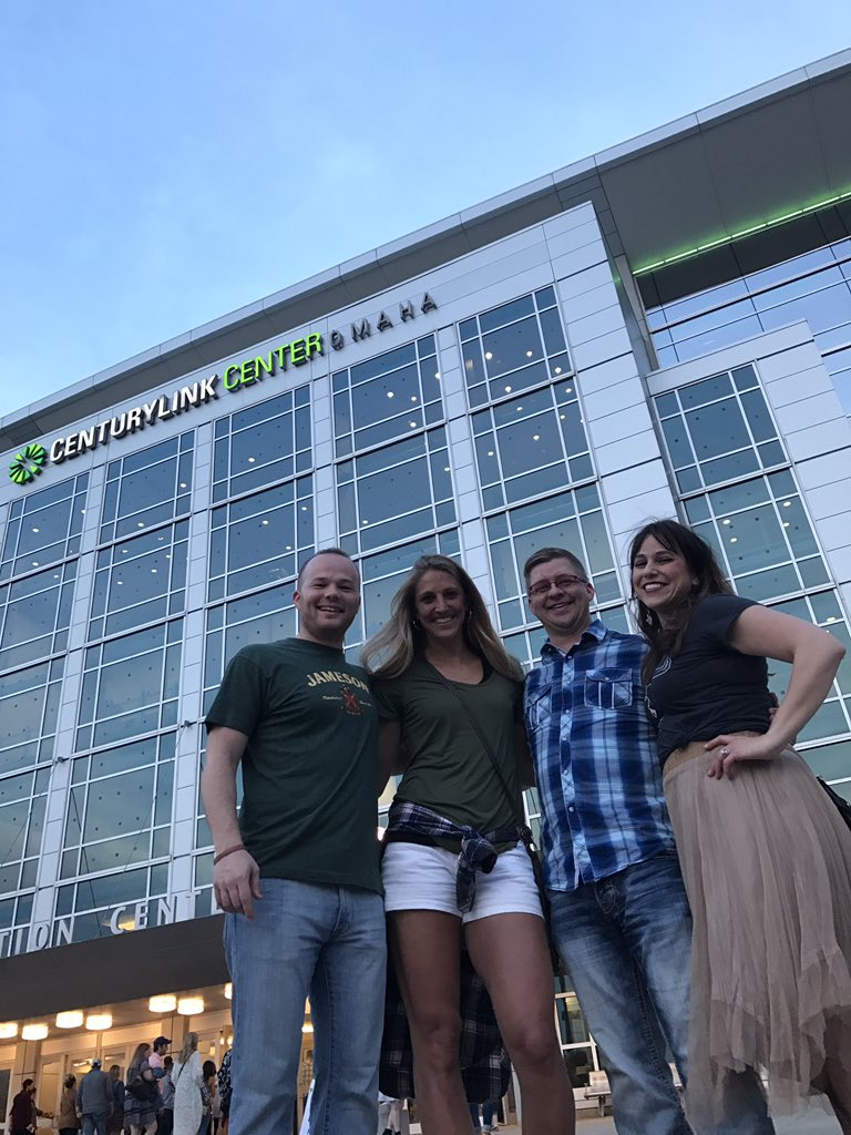 TorreySundall's tweet image. #friends @ericchurch @kaylatetschlag @CoachKarius @aliannweb #GoYotes