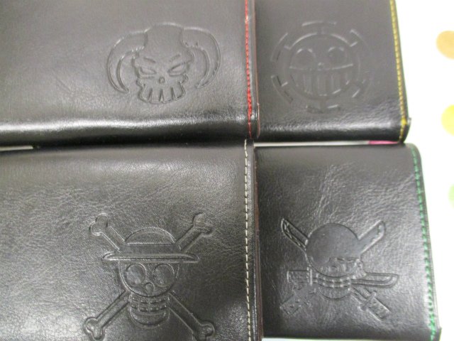 One Piece 麦わらストア福岡店 オススメ商品 ワンピース 長財布 全4種 ルフィ ゾロ エース ロー 各5 500円 税 レジにてお申し付け下さい 麦わらストア Onepiece T Co Ptlomf4eay Twitter