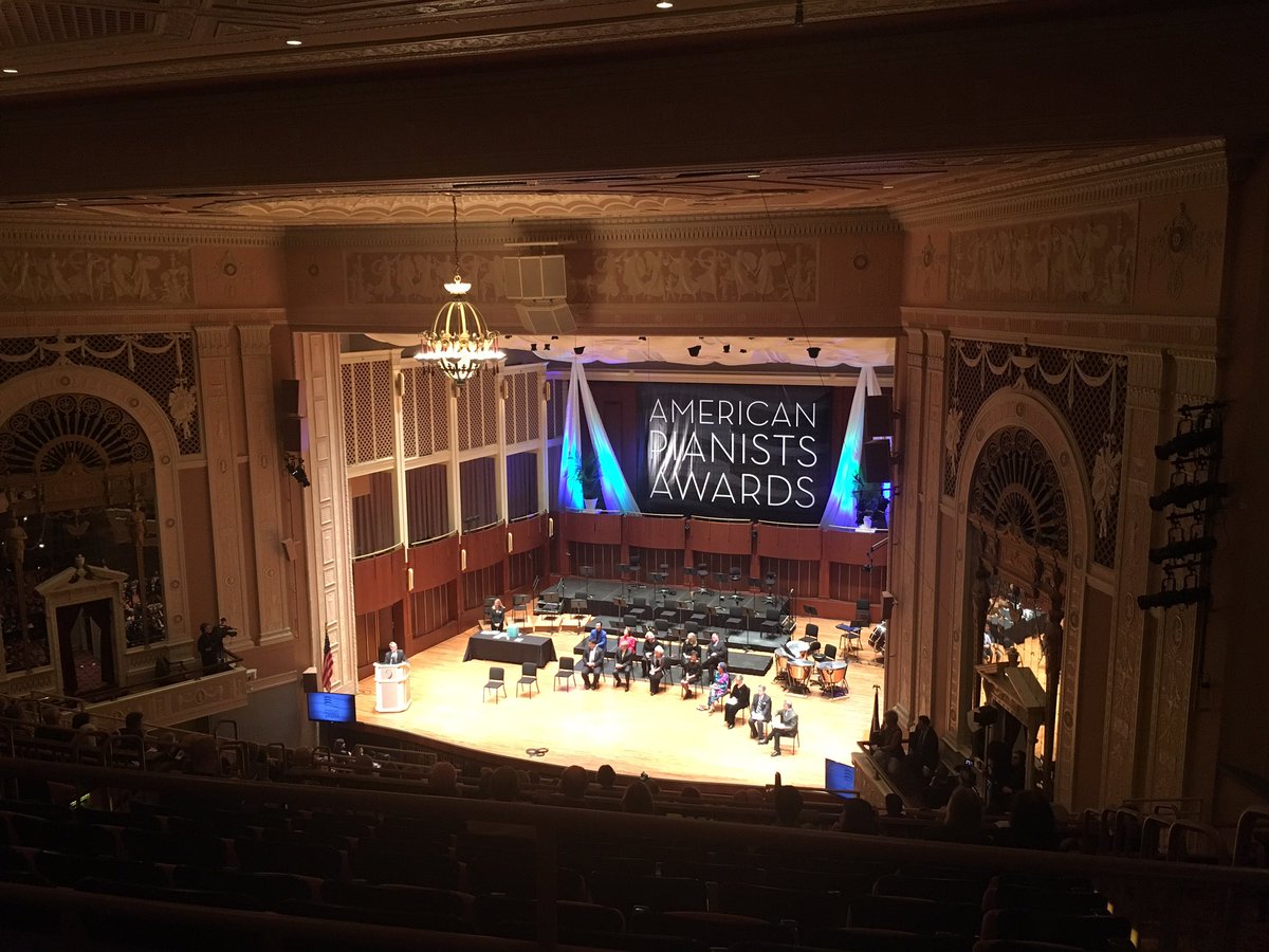 #AmericanPianistsAwards jury ready with a winner...