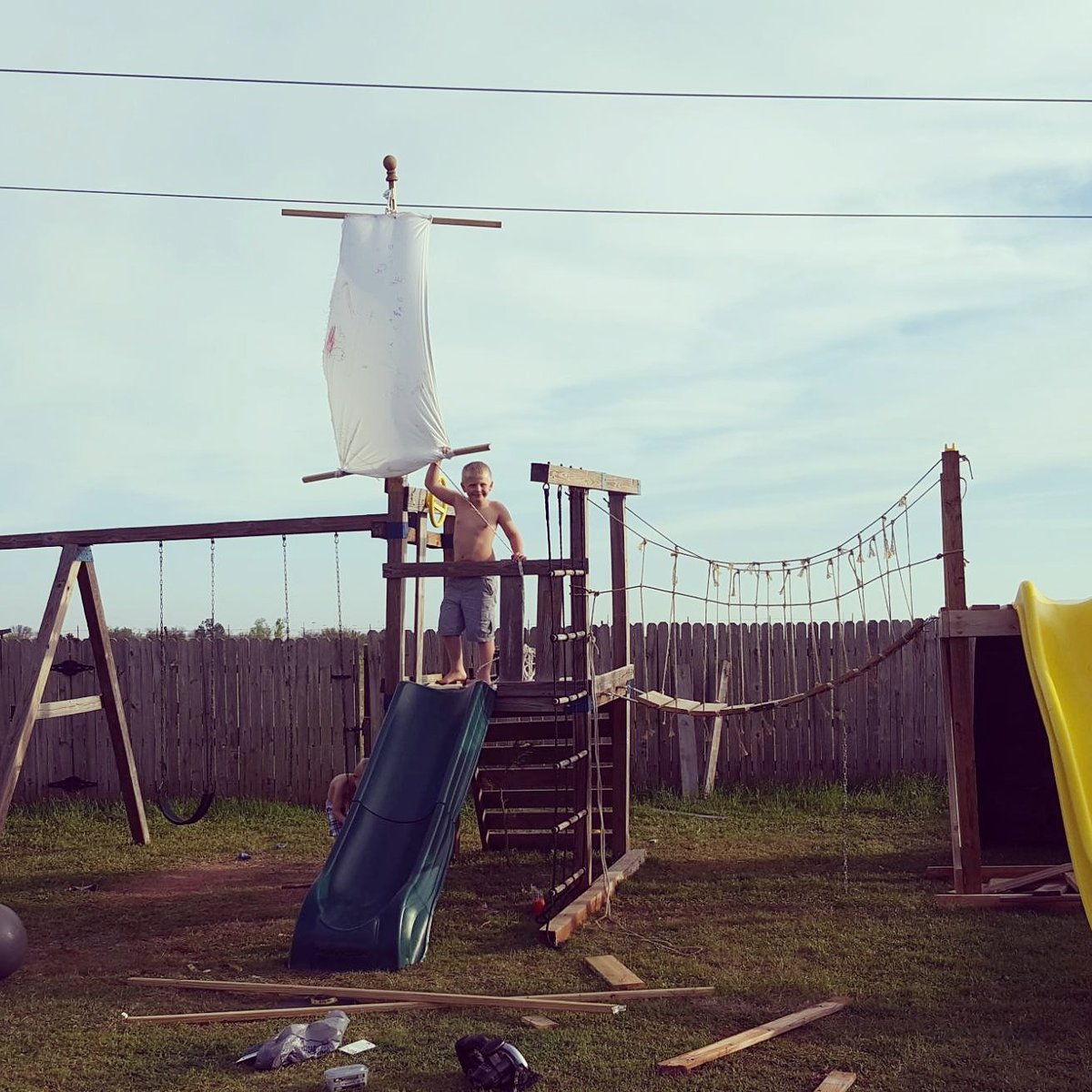 Akorenak's tweet image. @ZKorenak engineered some sails for the Korenak backyard pirate ship. #prettyfantastic #engineerDad #boymom #lifewithboys #hoistthesails