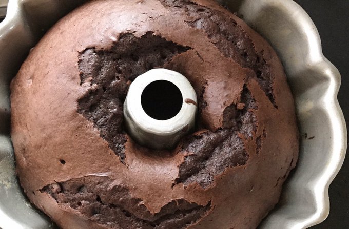 Tonight's bake: chocolate cherry amaretto cake 🍫🍒🍰 https://t.co/ipDpcW6YyN<a href="/tag/adoptdontshop"class="tags"><span>#adoptdontshop</span></a>