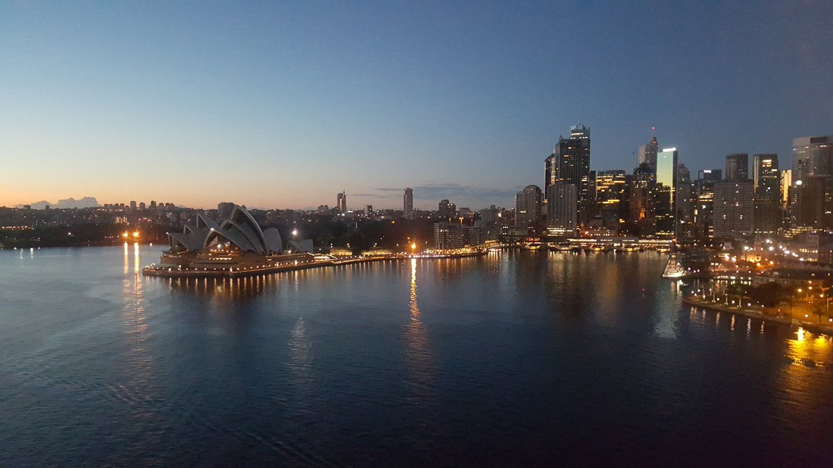 Lovely way to start the day with a run across the bridge #marathontraining