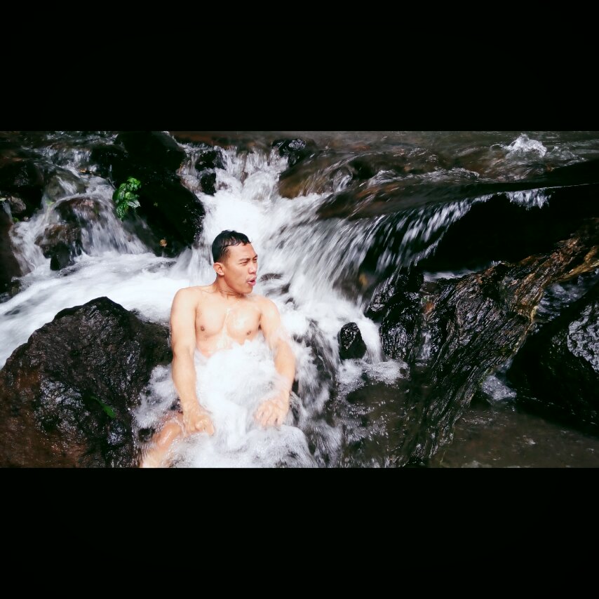 sidadamentokbks's tweet photo. ๐ท : Curug Cisuriang - Cipayung
๐ : IPUKAN, Kuningan - Jawa Barat
.
.
.
.
.
.
.
#VisitKuningan
#PesonaIndonesia
#ExploreCurug https://t.co/3TKLW7fgtB