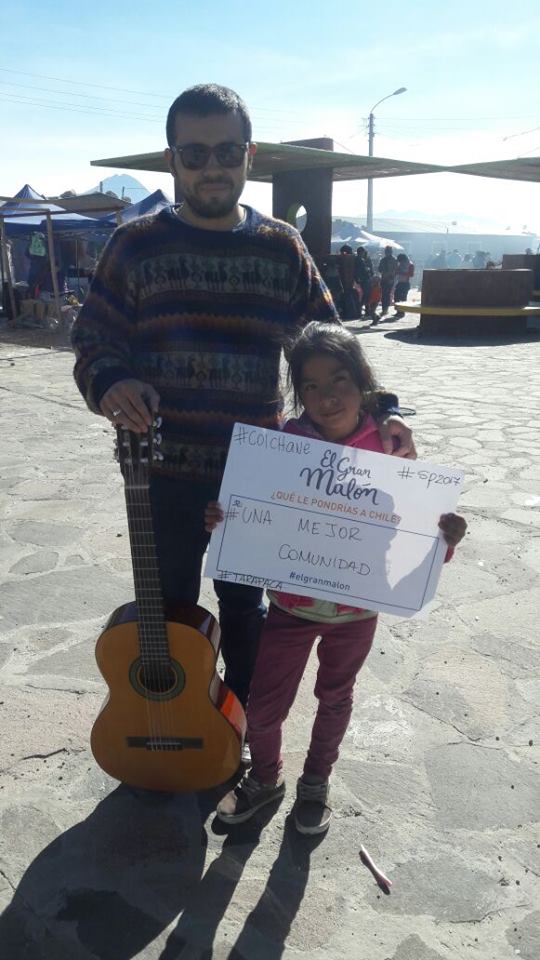 ElGranMalonCL's tweet photo. #Chile se motivo y salió a tomarse las calles, nos pone muy feliz ver que la gente cree en sus vecinos y en #elgranmalon. 🇨🇱🎉✨👌🤝🎊 https://t.co/9Vl5WssK1i
