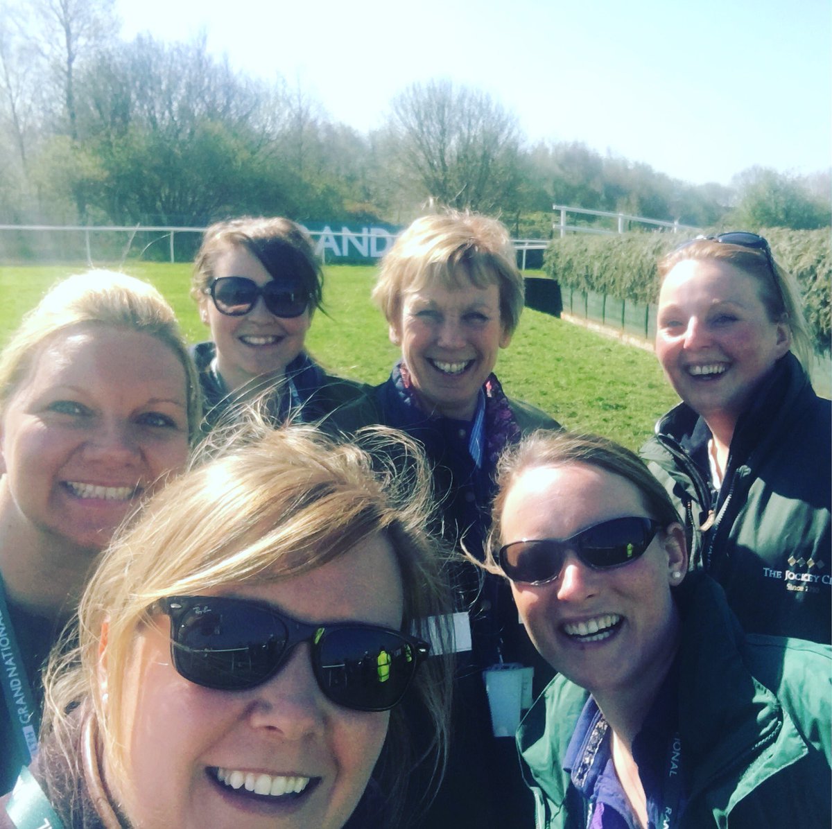 al_hughesy's tweet photo. #TeamHughes #BeechersBrook #Aintree https://t.co/xgCTLu4ZQq