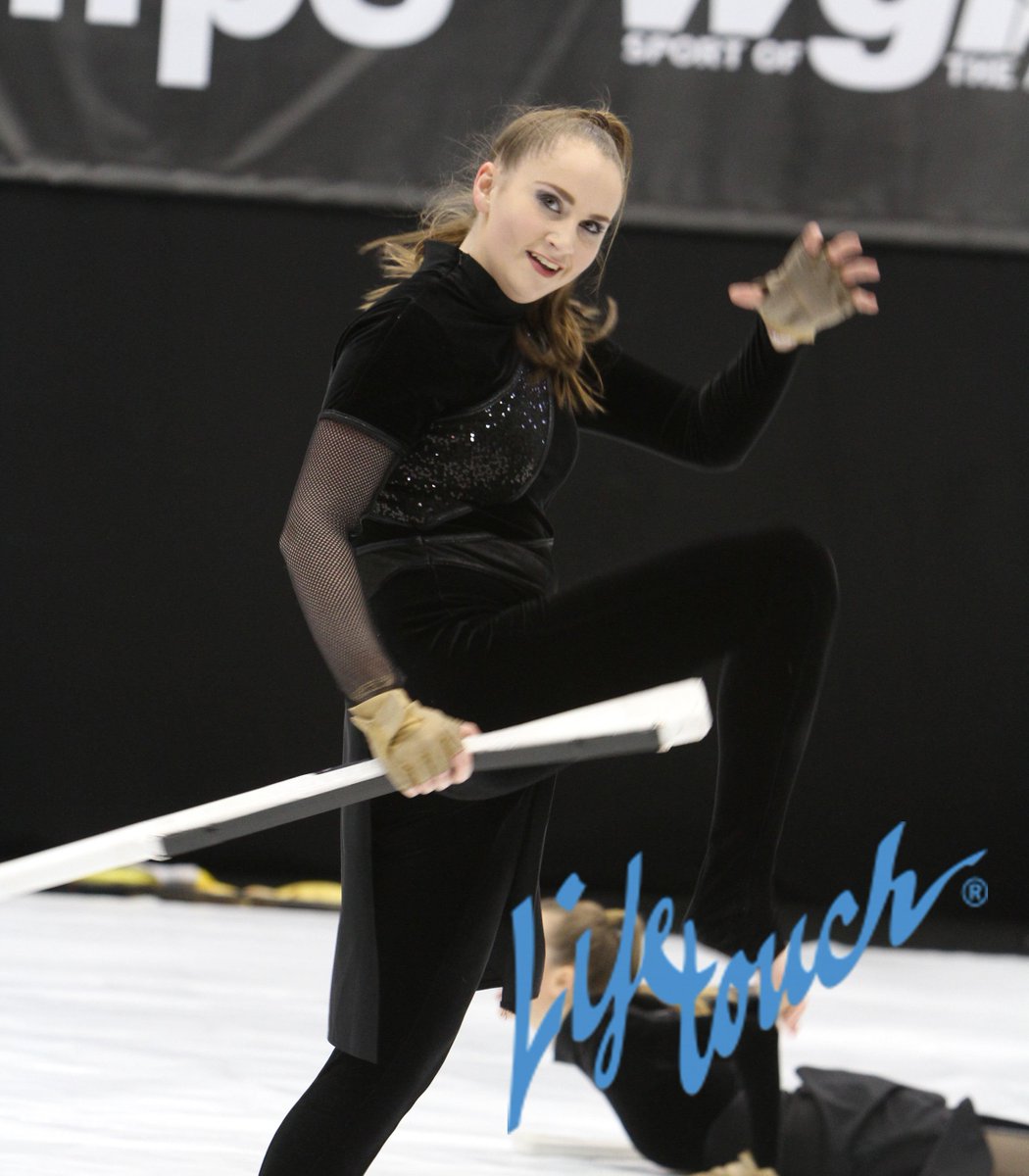LifetouchEvents's tweet photo. Greenfield Central HS striking a pose at finals! #wgi2017 #wgicolorguard @GreenfieldCHS https://t.co/t9urKDNKZs