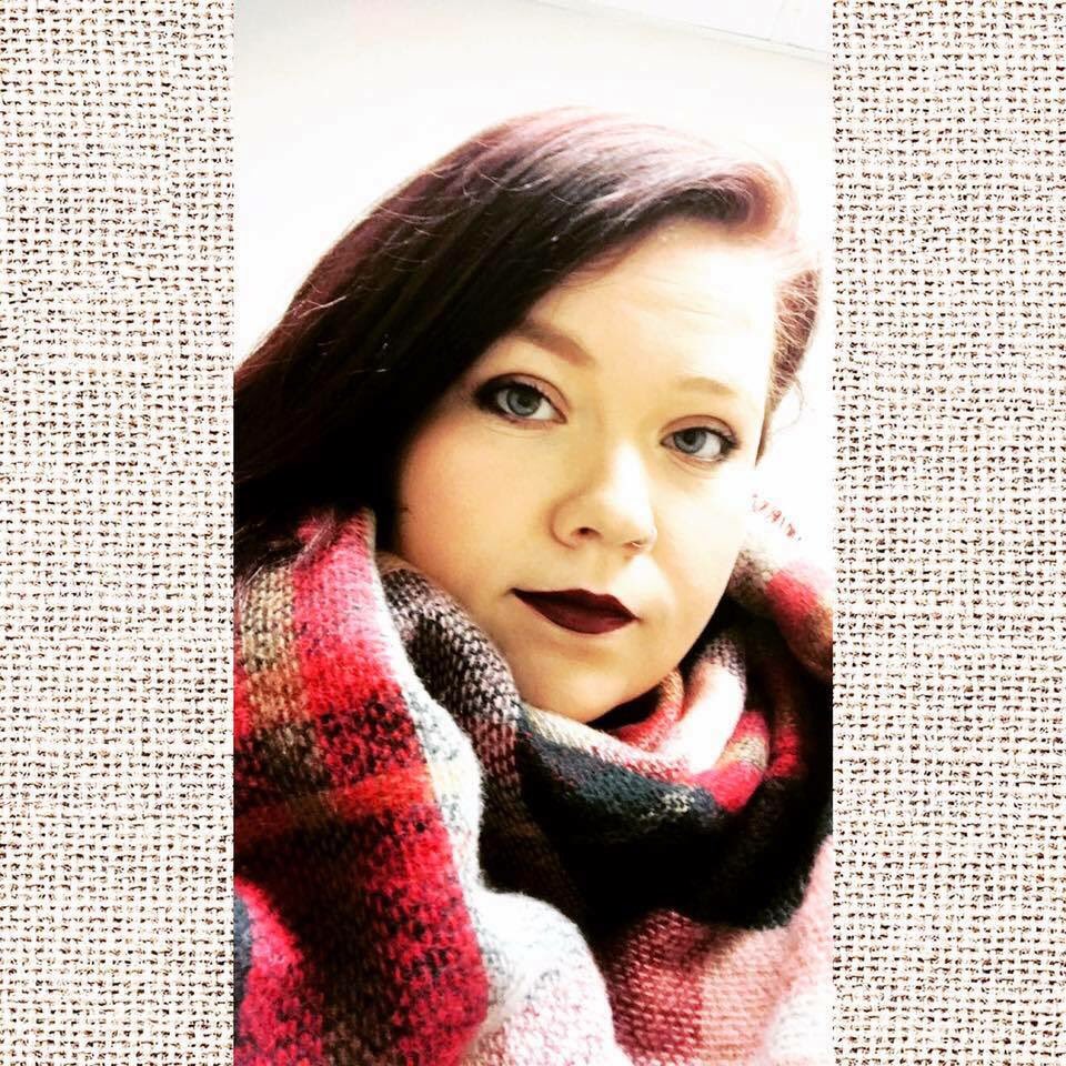 SherryRobyn's tweet photo. #Goislesgo Wishing @LauraSherry92 a very Happy Birthday!! #ProtectTheBridge #charlottetownislanders https://t.co/ZKtz8exSN9