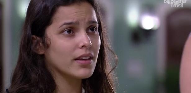 Emilly dispara contra Marcos: "Tu se faz de amiguinho e fala delas" bit.ly/2nWyRyP #BBB17