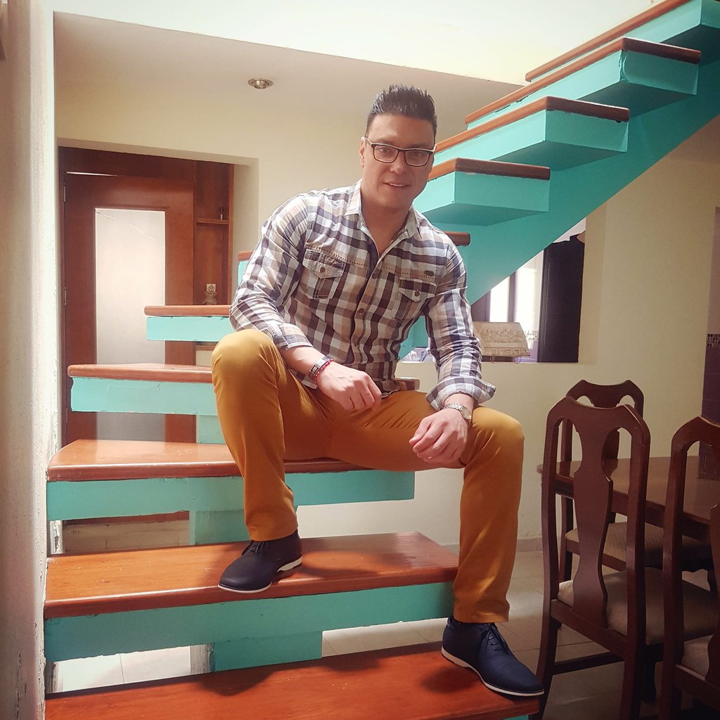 Lindo Sábado, listo para trabajar. El Show de AYSGI hoy en Pahuatlan Puebla... Vámonos!!! 🎹🤓🎶❤
#ConSentimiento #SaborCumbiamba