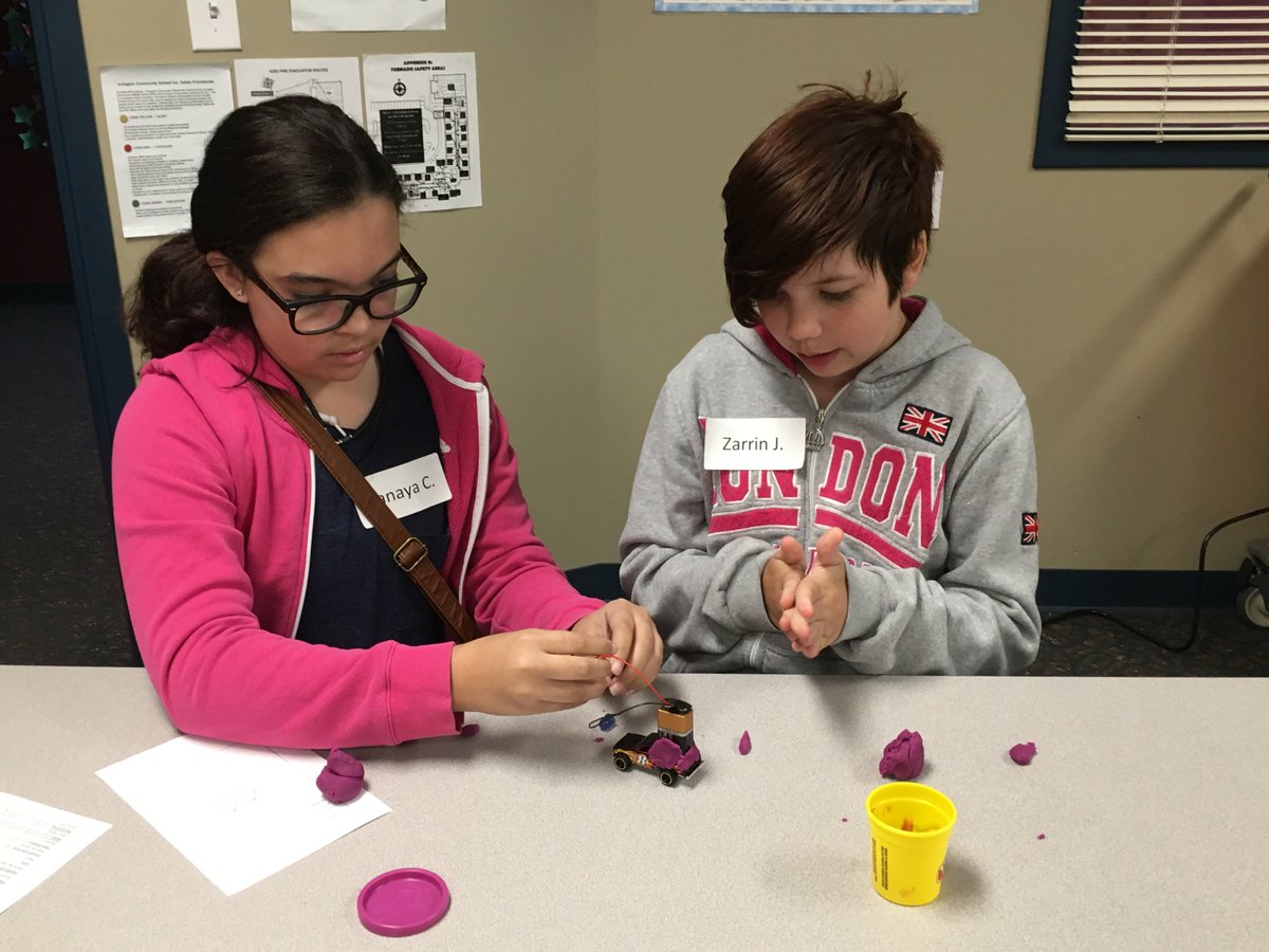 ICES_Ravens's tweet photo. Big thanks to @PurdueWIEP for coming out today to work with some of our girls &amp; their moms! #girlsinSTEM #stayinSTEM https://t.co/9VvFqKcN1v
