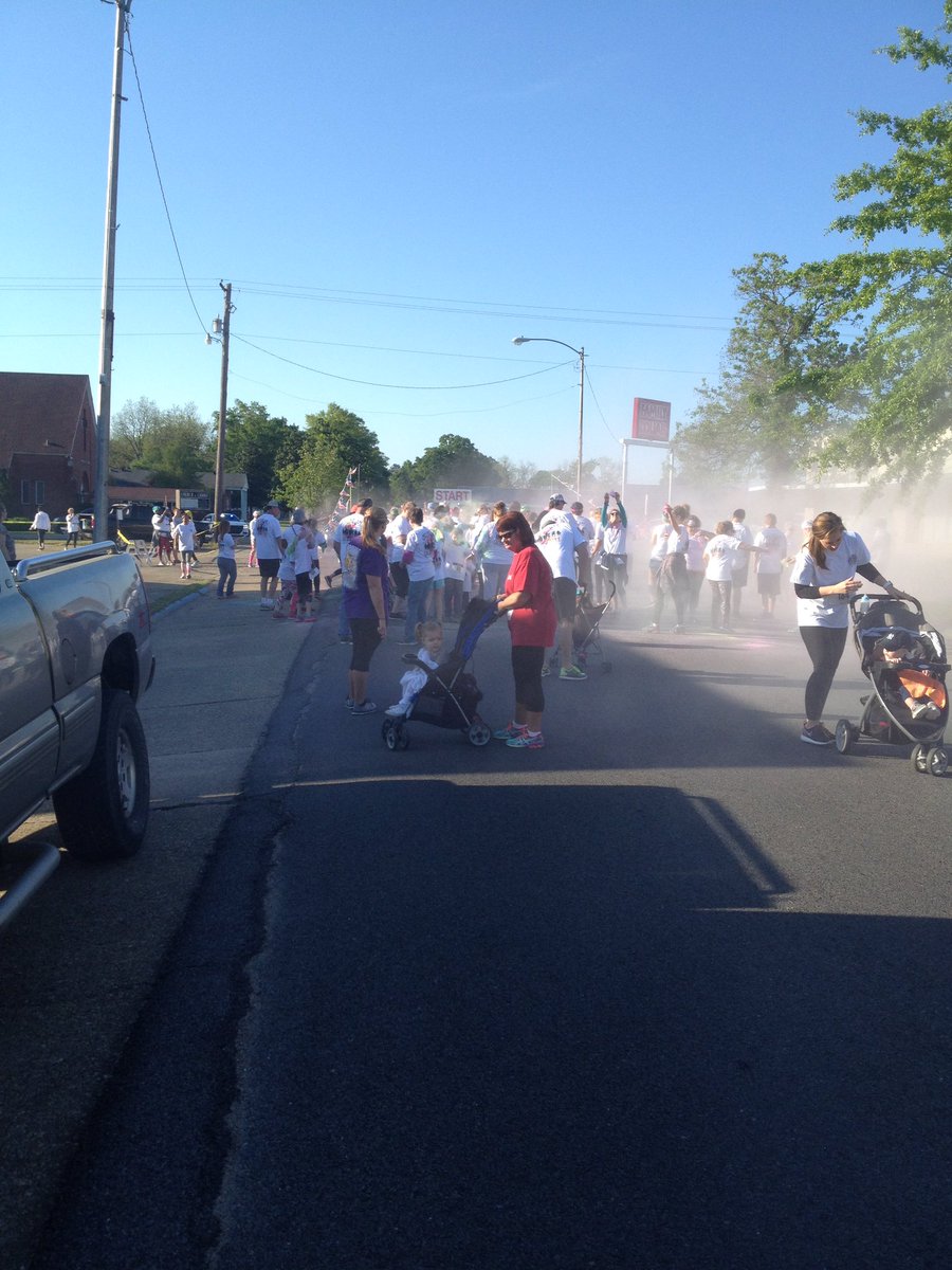 We had a great turnout for the 3rd annual ACMC Relay for Life Color Run!